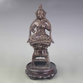 A FINELY MADE BUDDHA STATUE