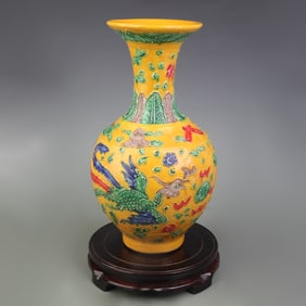 FA HUA COLOR GLAZED DRAGON PATTERN PORCELAIN VASE