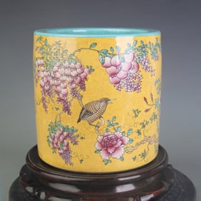 FAMILLE ROSE YELLOW GROUND FLORAL BRUSH POT