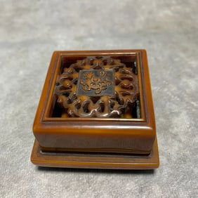 A FINE CELLULOID SEALS WITH BOX