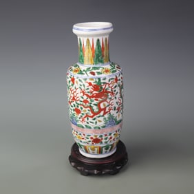 WUCAI COLOR DRAGON PATTERN MALLET STYLE PORCELAIN VASE