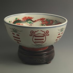 FAMILLE CLOISONNE ENAMEL BOWL WITH FLOWER AND BIRD MOTIFS