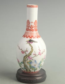 FAMILLE ROSE PLUM BLOSSOM AND BIRD LONG-NECK VASE