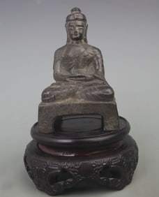 A FINE BRONZE SEATED BUDDHA STATUE