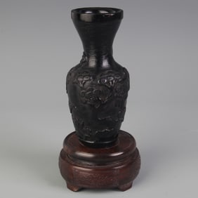 DEEP PURPLE VASE WITH CRANE DESIGN