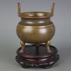 EEL-YELLOW GLAZED TRIPOD CENSER WITH UPRIGHT HANDLES