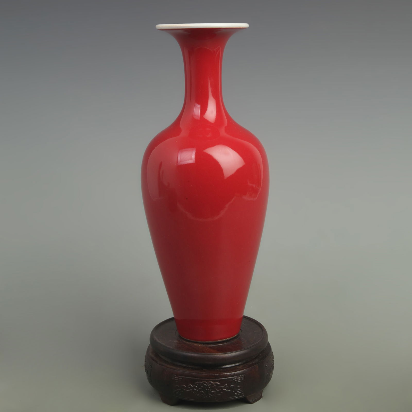 LANG YAO RED GLAZED WILLOW LEAF VASE (1 of 5)