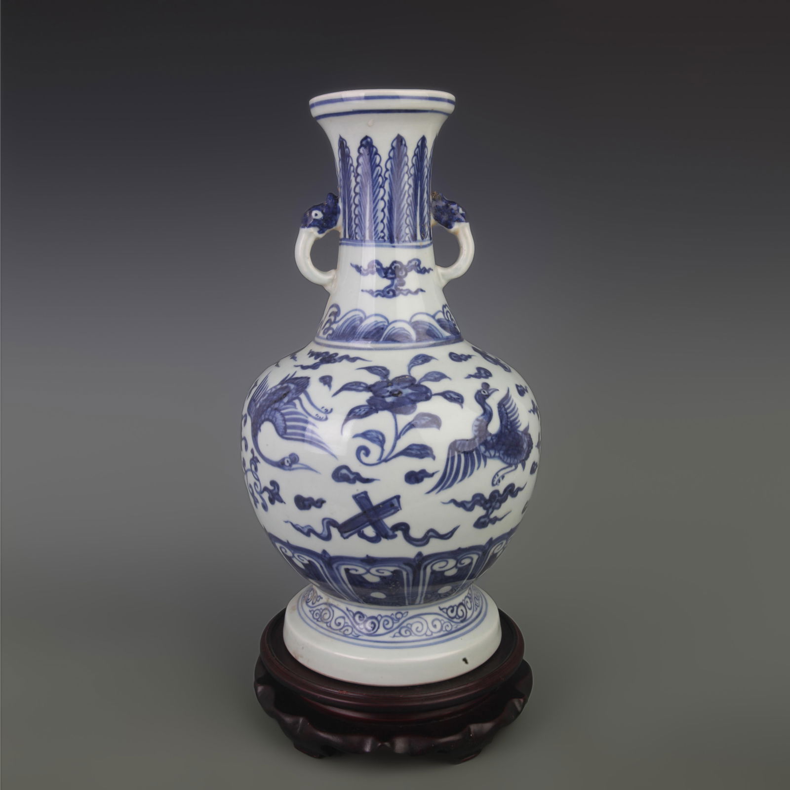 BLUE AND WHITE FLOWER AND BIRD PATTERN PORCELAIN VASE (1 of 6)