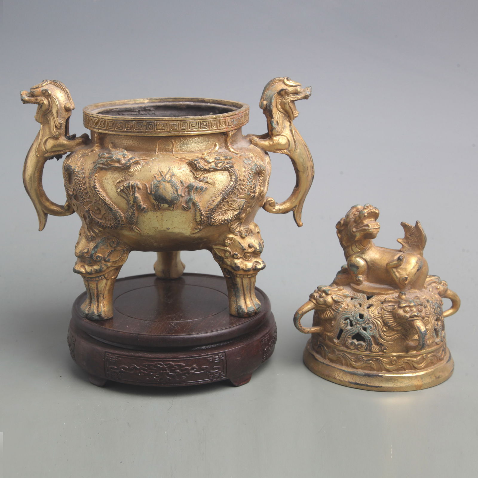 DRAGON-PATTERN TRIPOD INCENSE BURNER WITH LONGEVITY PATTERN - 2