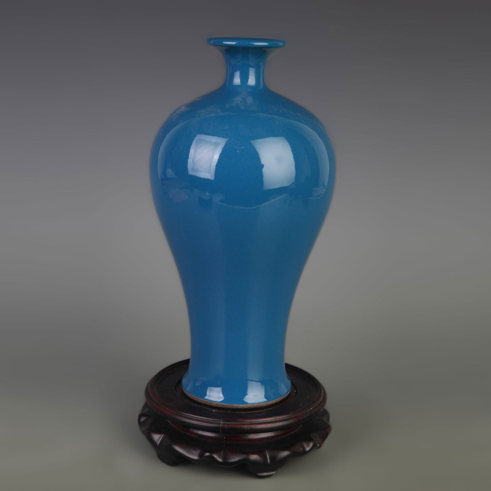 BLUE COLOR GLAZE PORCELAIN VASE (1 of 5)
