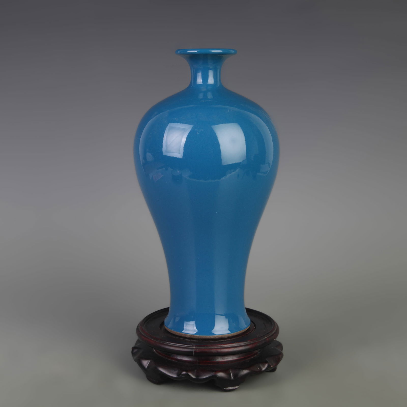 BLUE COLOR GLAZE PORCELAIN VASE - 3