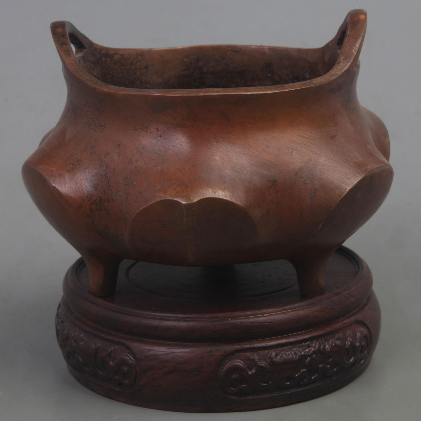XUAN DE STYLE THREE FOOT BRONZE CENSER (1 of 4)
