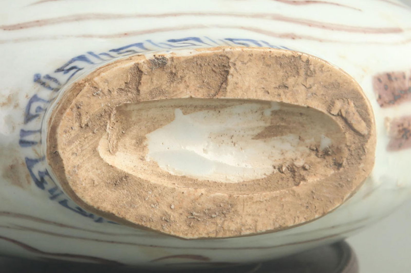 BLUE AND WHITE UNDERGLAZE RED PHOENIX PATTERN EWER - 5