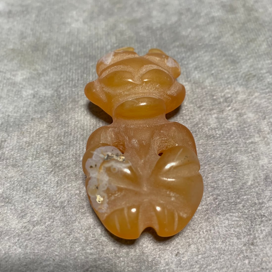 HONGSHAN CULTURE RED AGATE IN FIGURE OF SUN GOD: Long: 2.8 inch; Width: 1.3 inch; High: 0.7 inch;