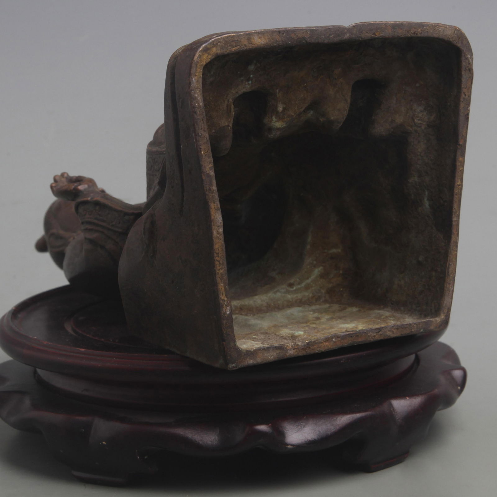 A FINE BRONZE BUDDHA STATUE - 3