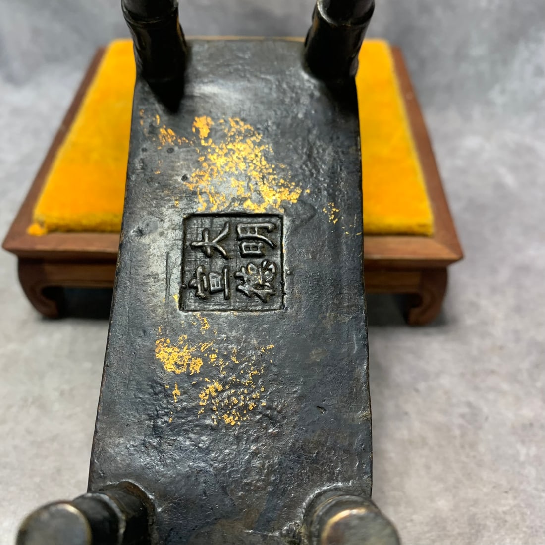 A FINE BRASS MADE CONCH SHAPE TEAPOT - 3