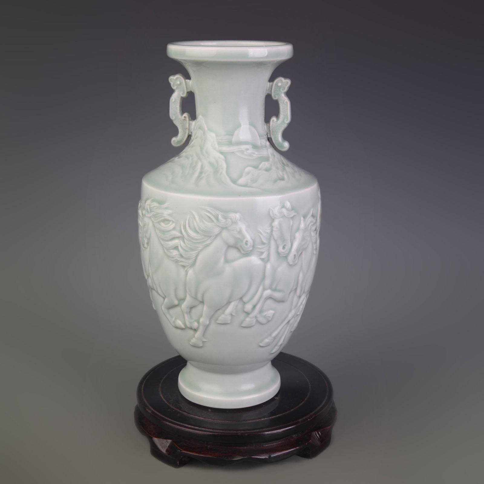 LIGHT BLUE GLAZE EIGHT HORSE PATTERN DOUBLE-EARED PORCELAIN VASE: D:3.8 inch; High: 11.4 in