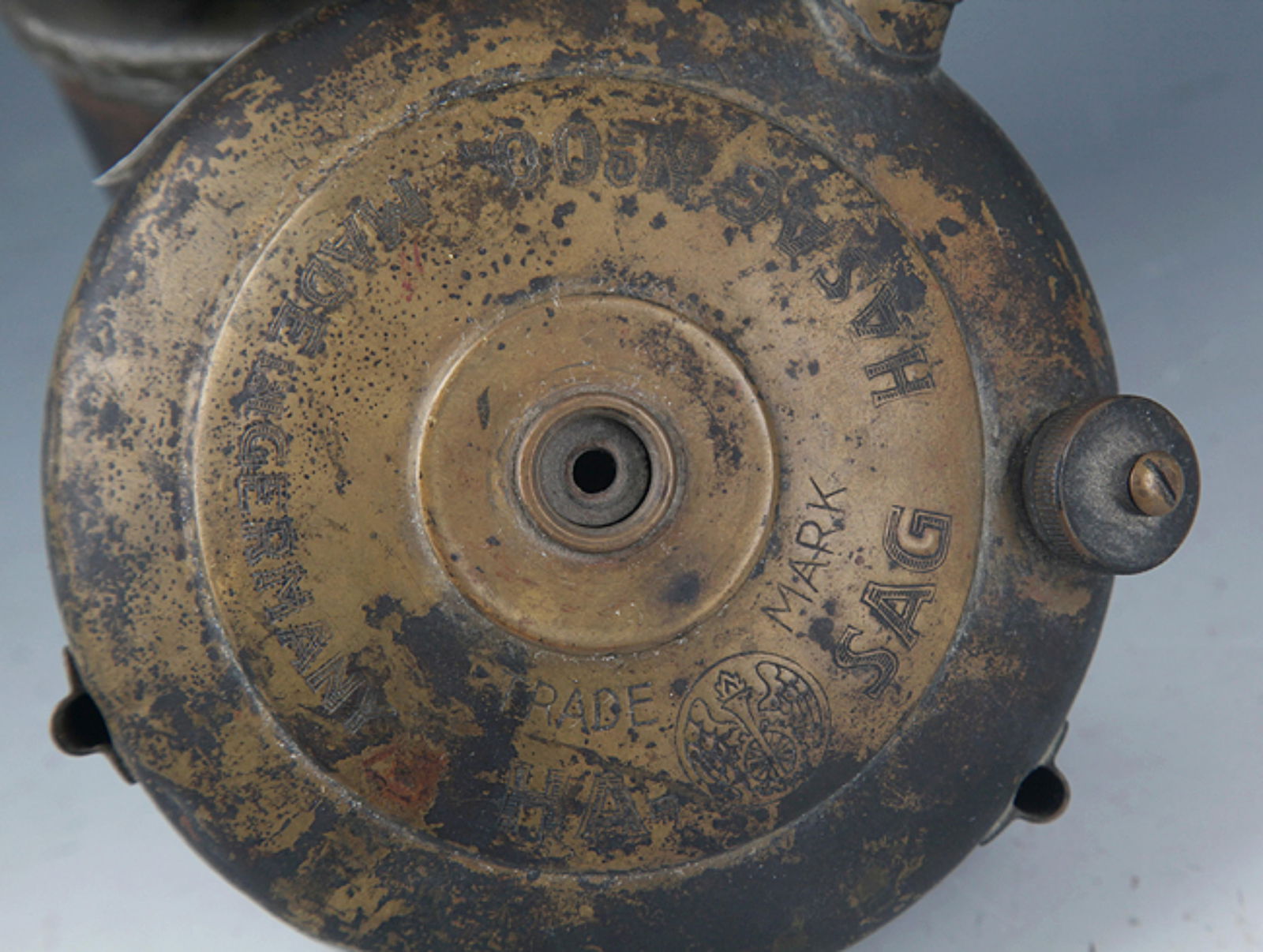 AN OLD BRONZE BURNER SET - 9