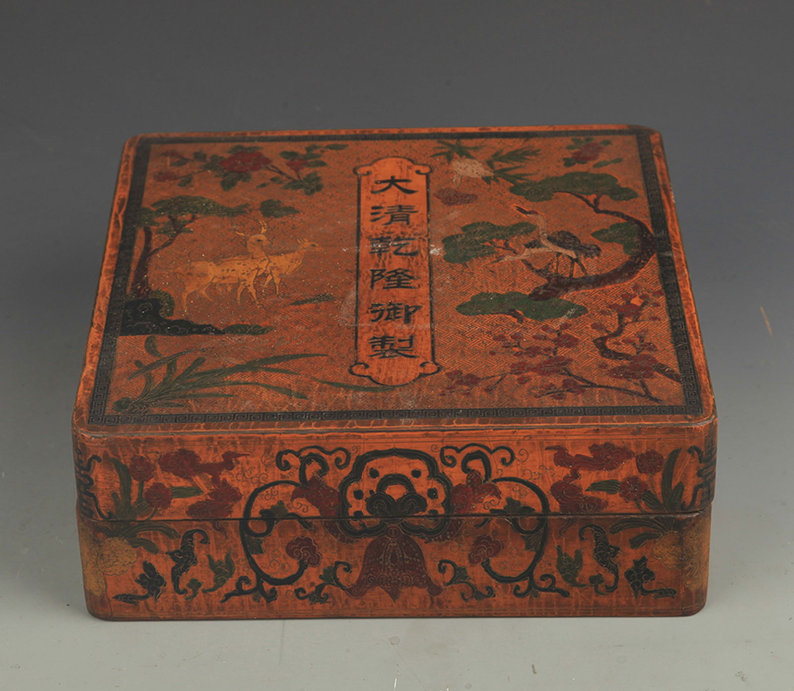 RARE GILT LACQUERED SQUIRE WOODEN BOX (1 of 5)