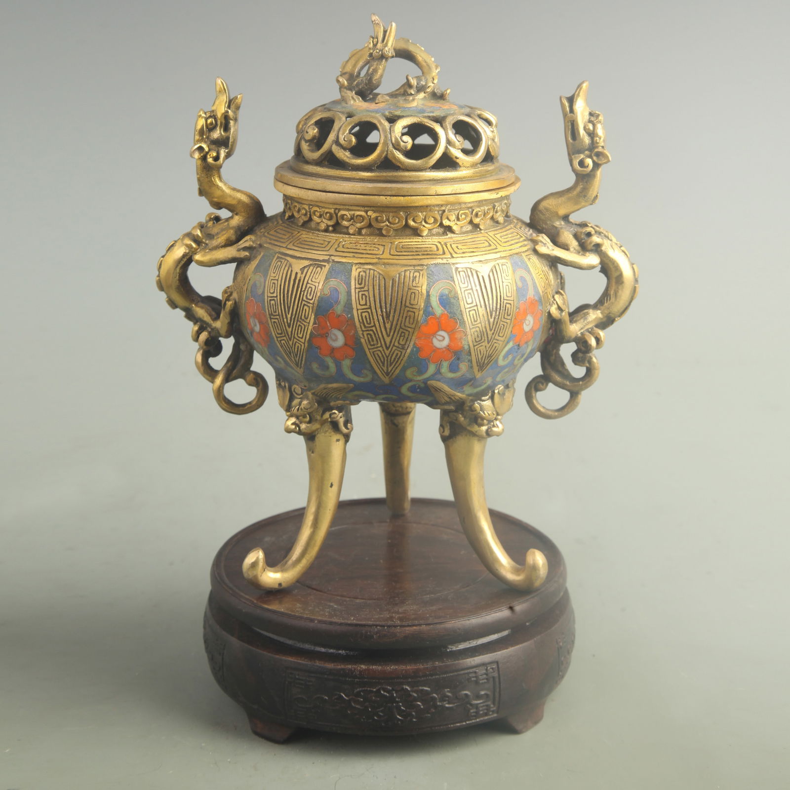CLOISONNE TRIPLE-FOOTED BRONZE CENSER WITH DRAGON HANDLES & DRAGON COVER (BLUE) (1 of 8)