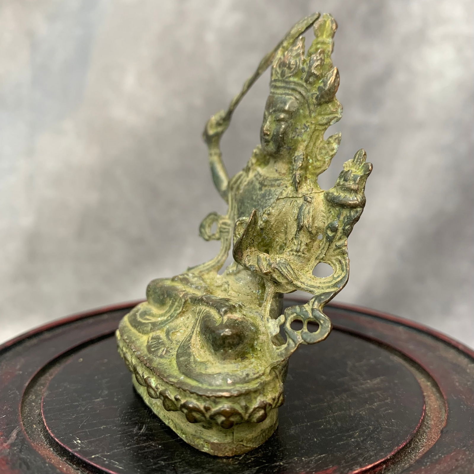 A SMALL MANJUSRI BUDDHA STATUE - 4