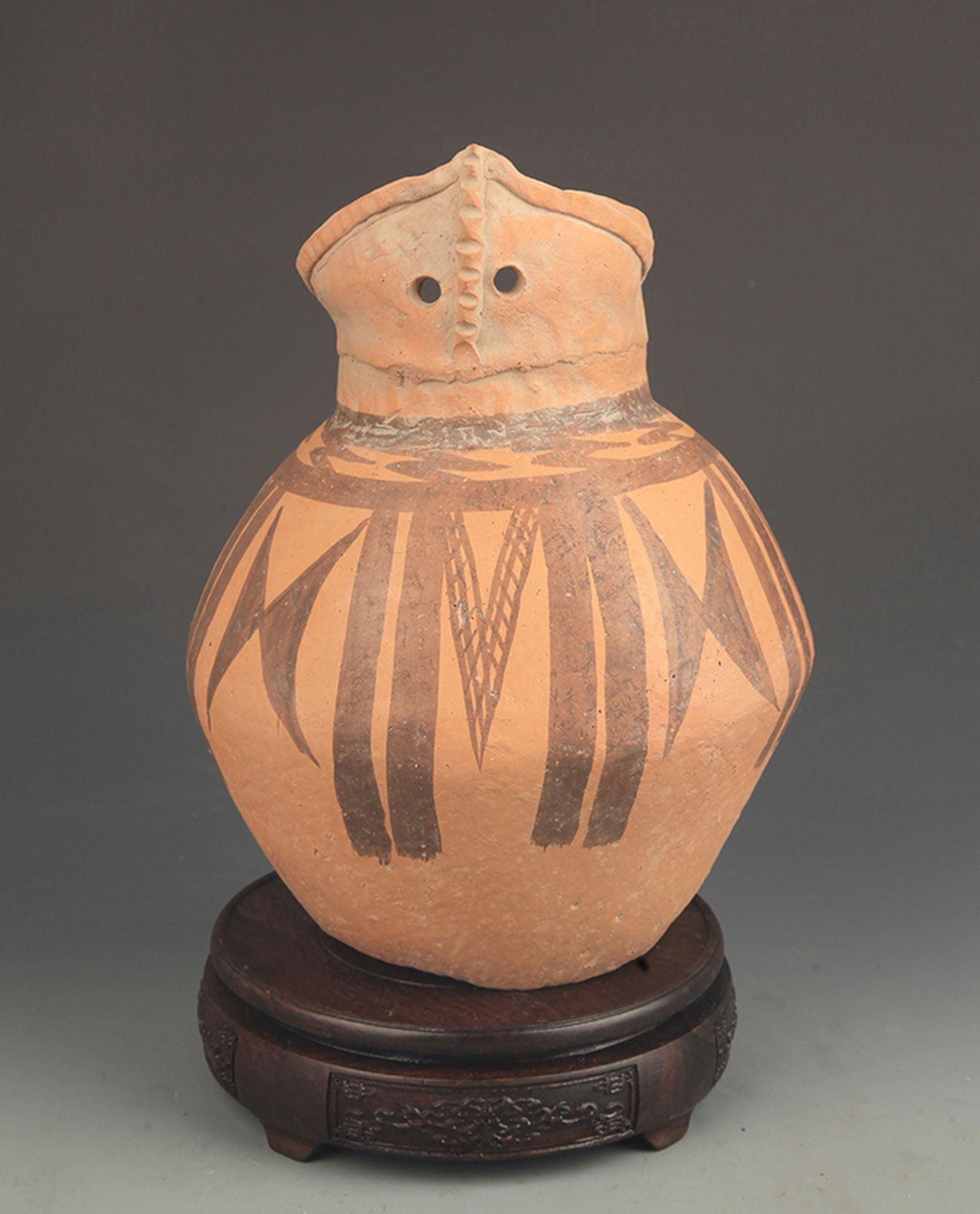 A FINE MA JIA YAO CULTURE POTTERY BIRD FIGURE BOTTLE: New Stone Age Style; High: 10.00 inch; Diameter:4.25 inch;