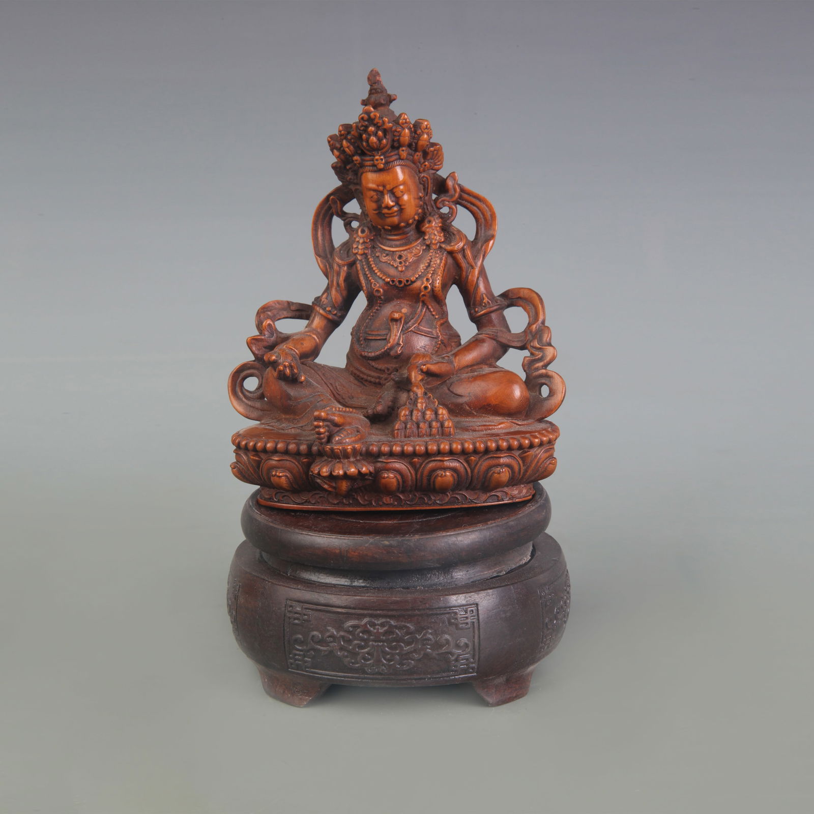 A FINE BOXWOOD YELLOW GOD OF WEALTH WOODEN STATUE: Qing Dynasty; High: 4.6 inch;