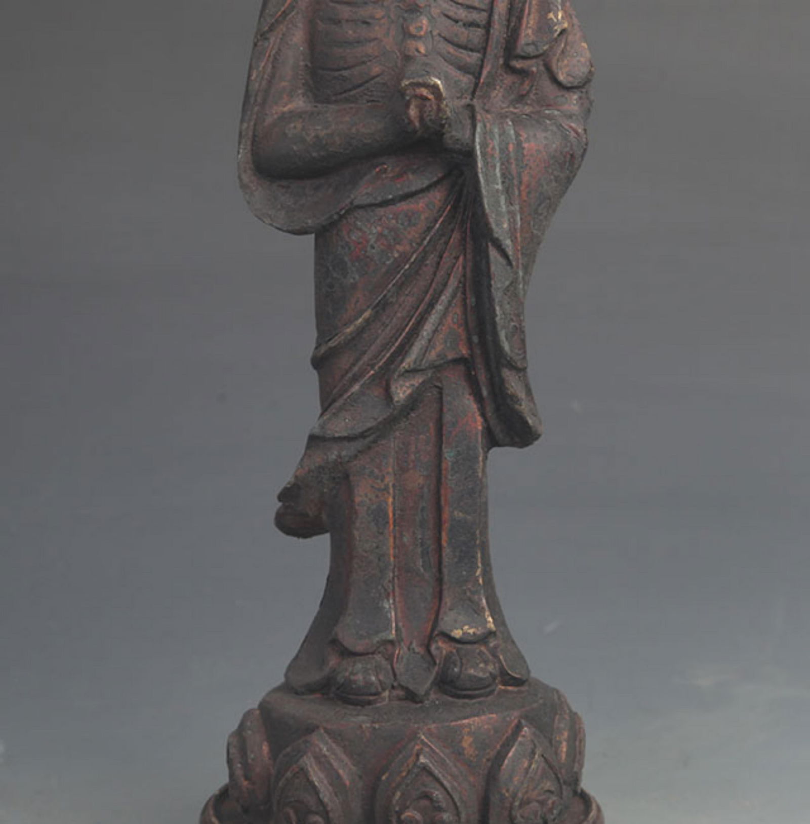 A FINE BRONZE ARHAT STATUE - 3