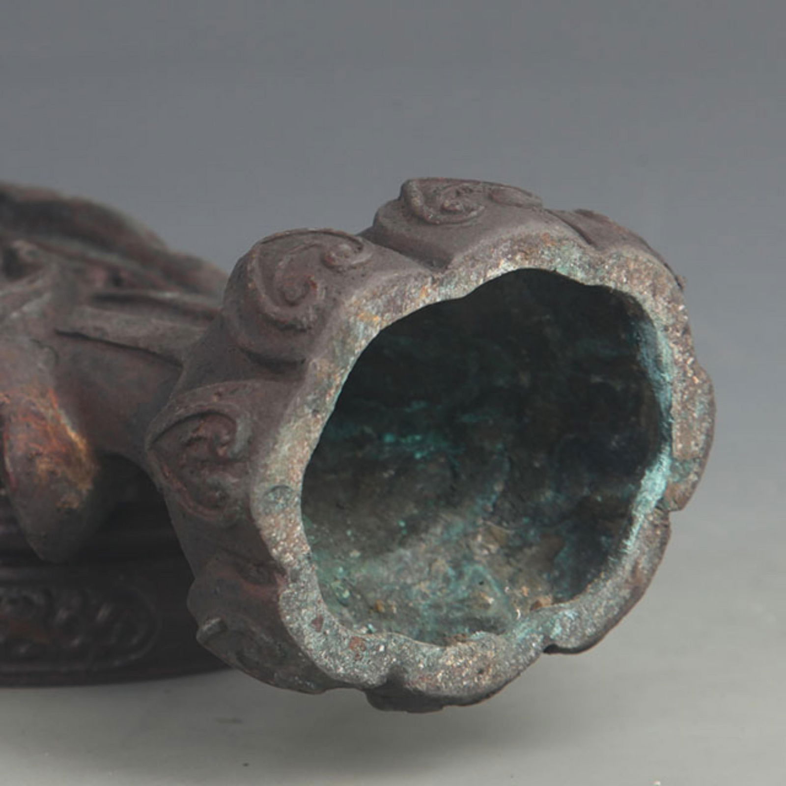 A FINE BRONZE ARHAT STATUE - 5