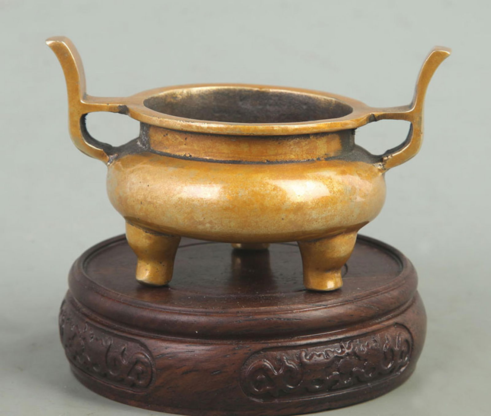 XUAN DE STYLE THREE FOOT BRONZE CENSER (1 of 4)