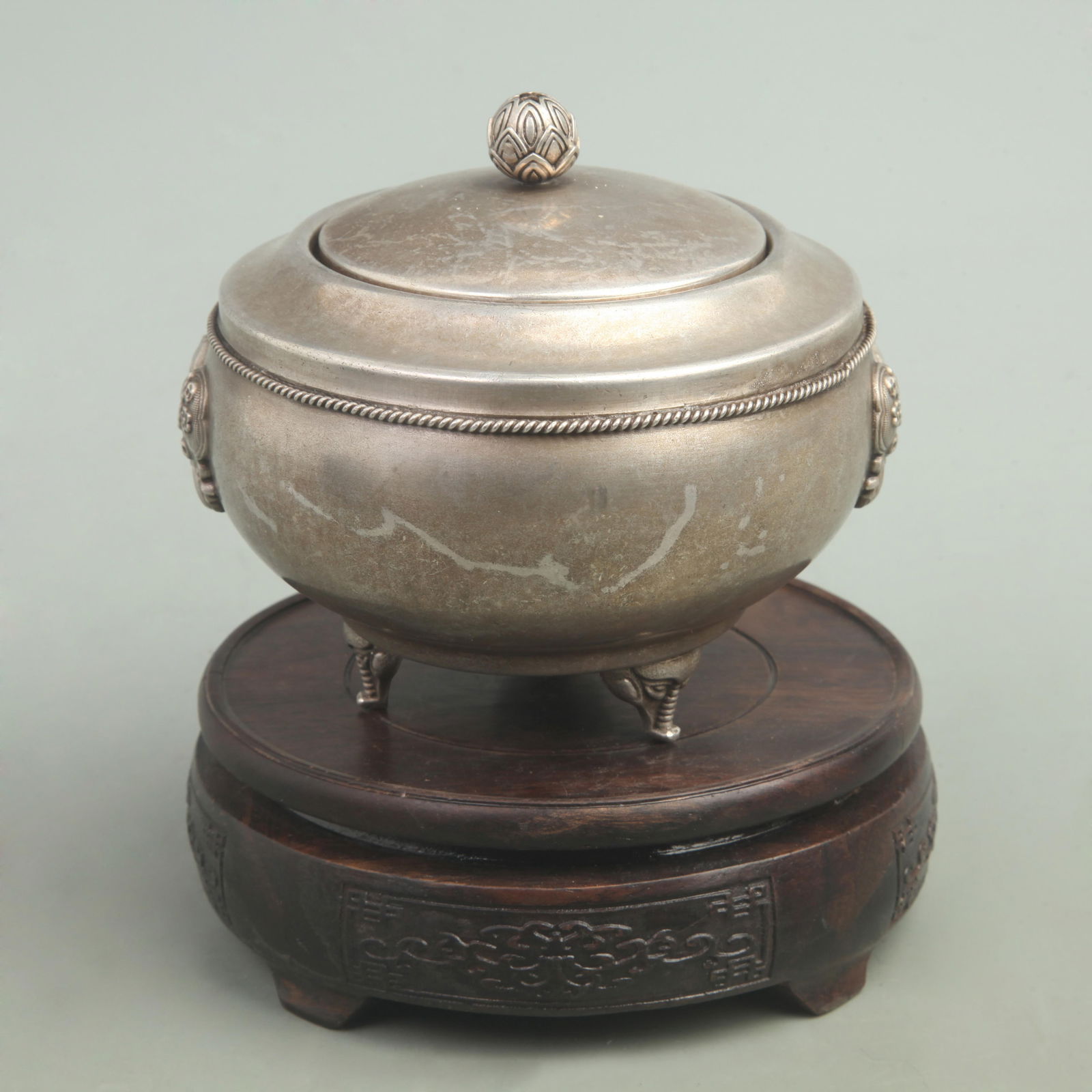 A FINE ELEPHANT FOOT PATTERN WHITE BRONZE INCENSE BURNER (1 of 5)