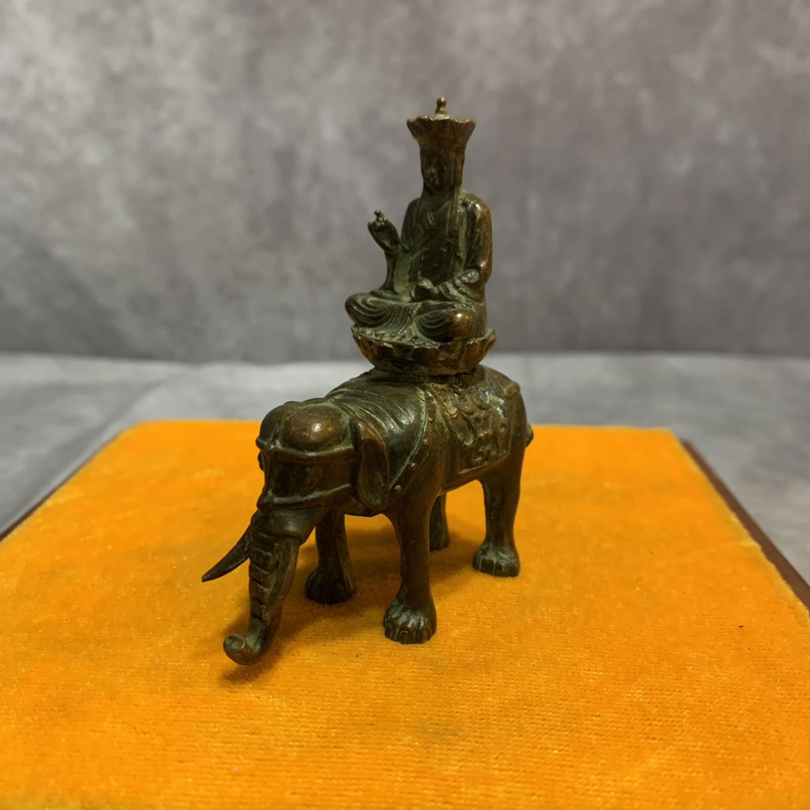 A FINE BUDDHA ON ELEPHANT BRONZE STATUE: Modern; Long: 2.2 inch; Width: 1.0 inch; High: 3.1 inch;