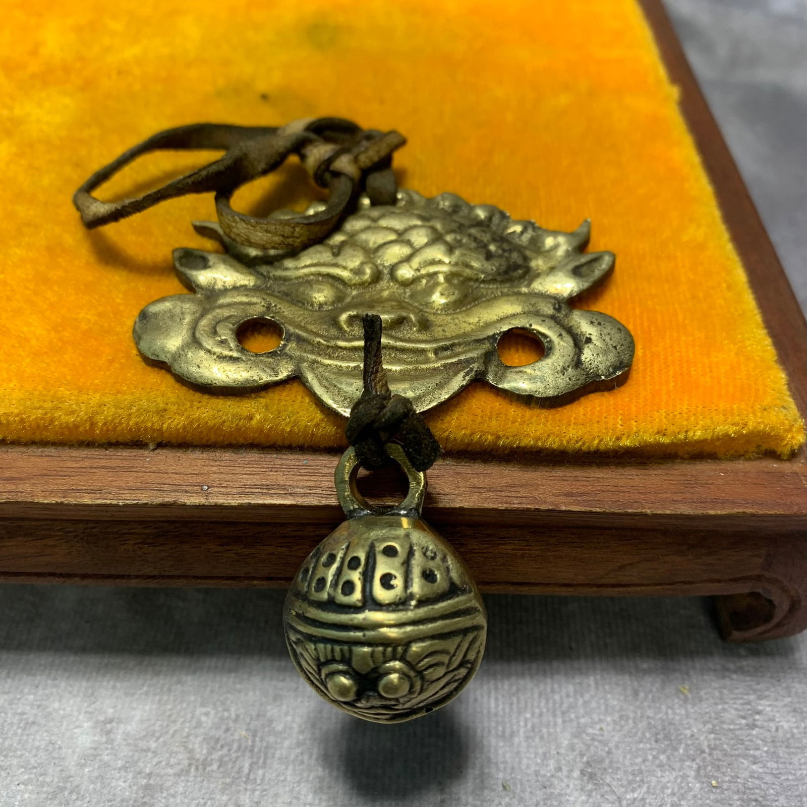 REPUBLIC OF CHINA TIBETAN BUDDHIST RITUAL COPPER INSTRUMENT: Republic Period; Long: 2.6 inch; Width: 0.9 inch; High:3.1 inch;