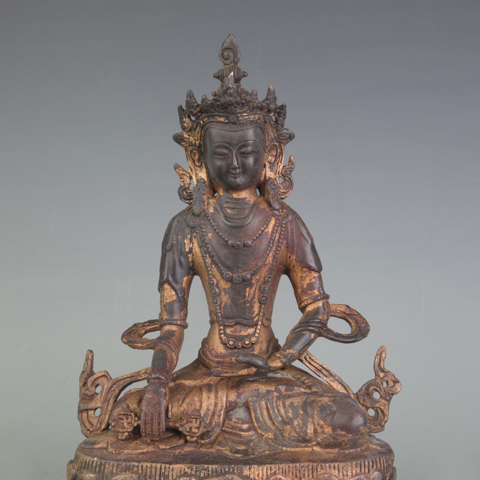 A FINE BRONZE BUDDHA STATUE - 2