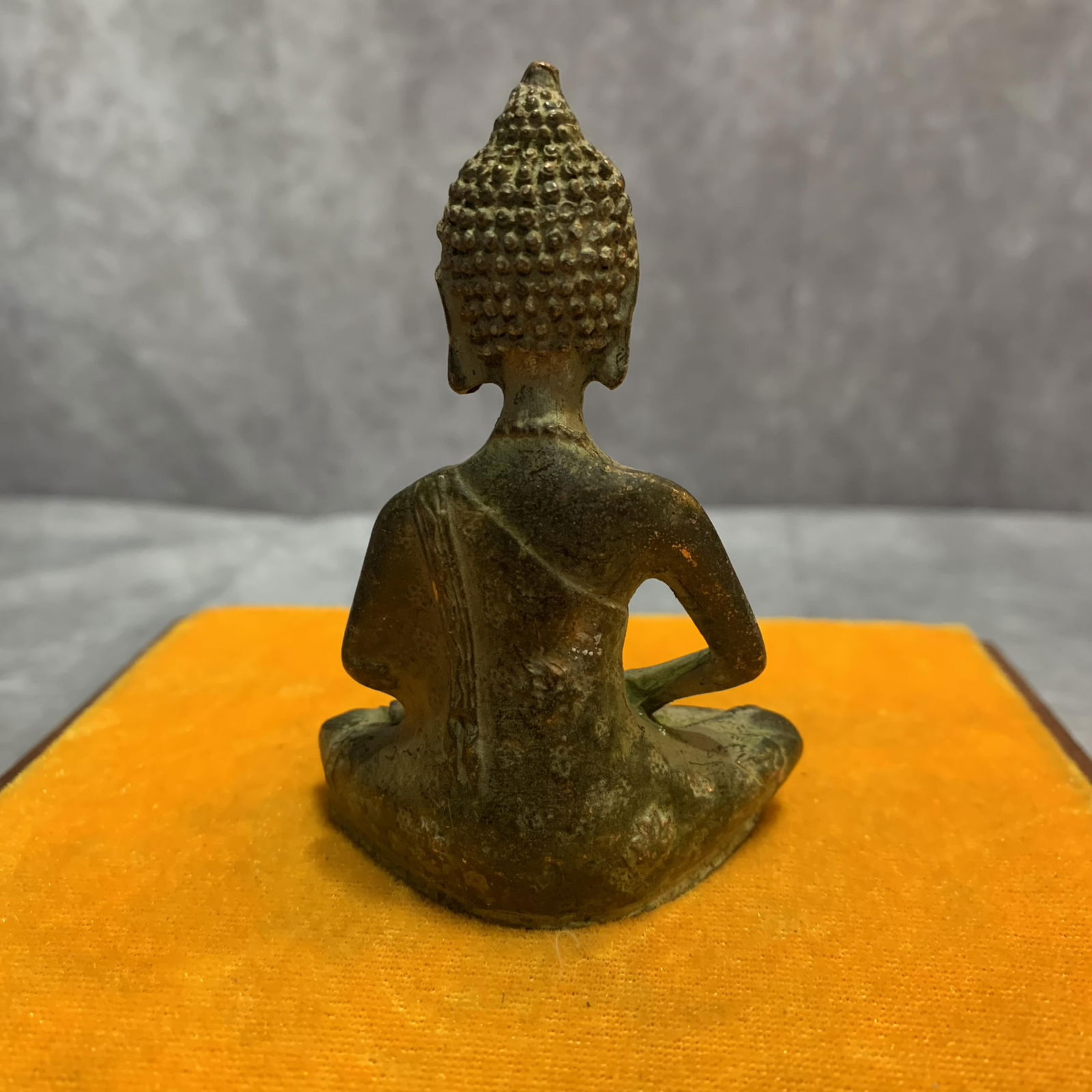 A FINE BRONZE BUDDHA STATUE - 3