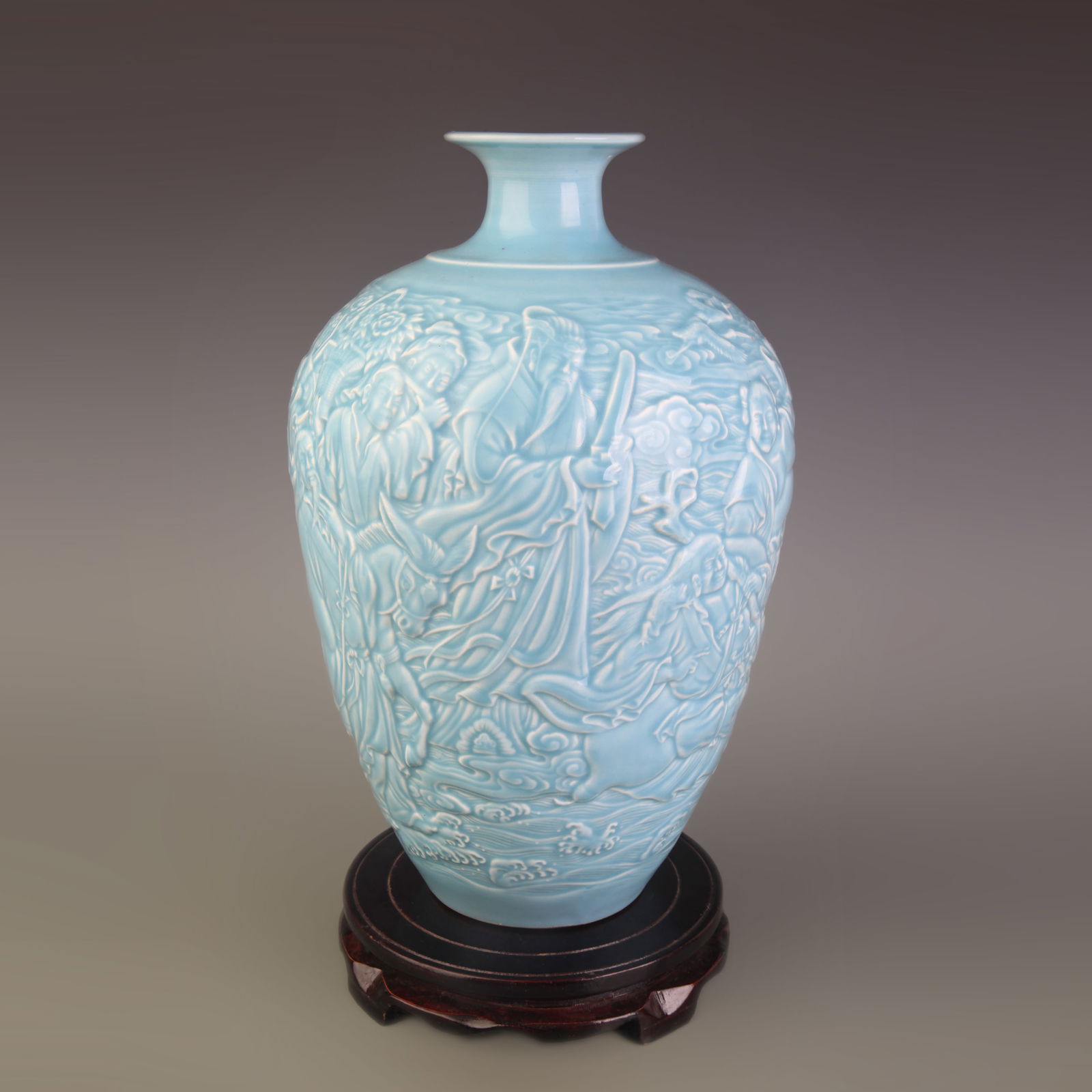 LIGHT GREEN GLAZE HUMAN FIGURE MEI PING STYLE PORCELAIN VASE: Qing Dynasty Qian Long Period; Diameter: 3.9 inch; High: 12.7 inch