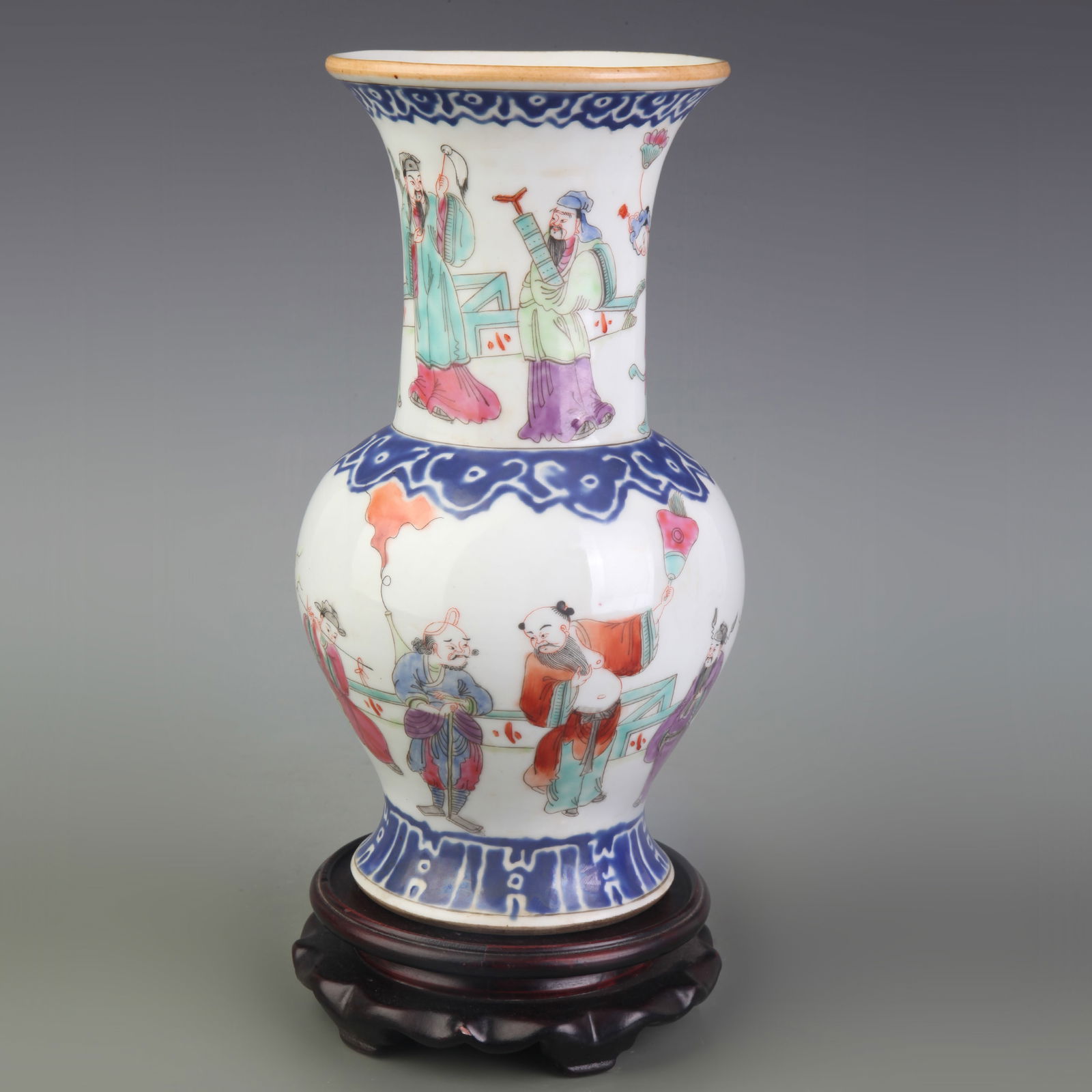 FAMILLE ROSE GLAZED FIGURE PATTERN FLOWER VASE (1 of 5)