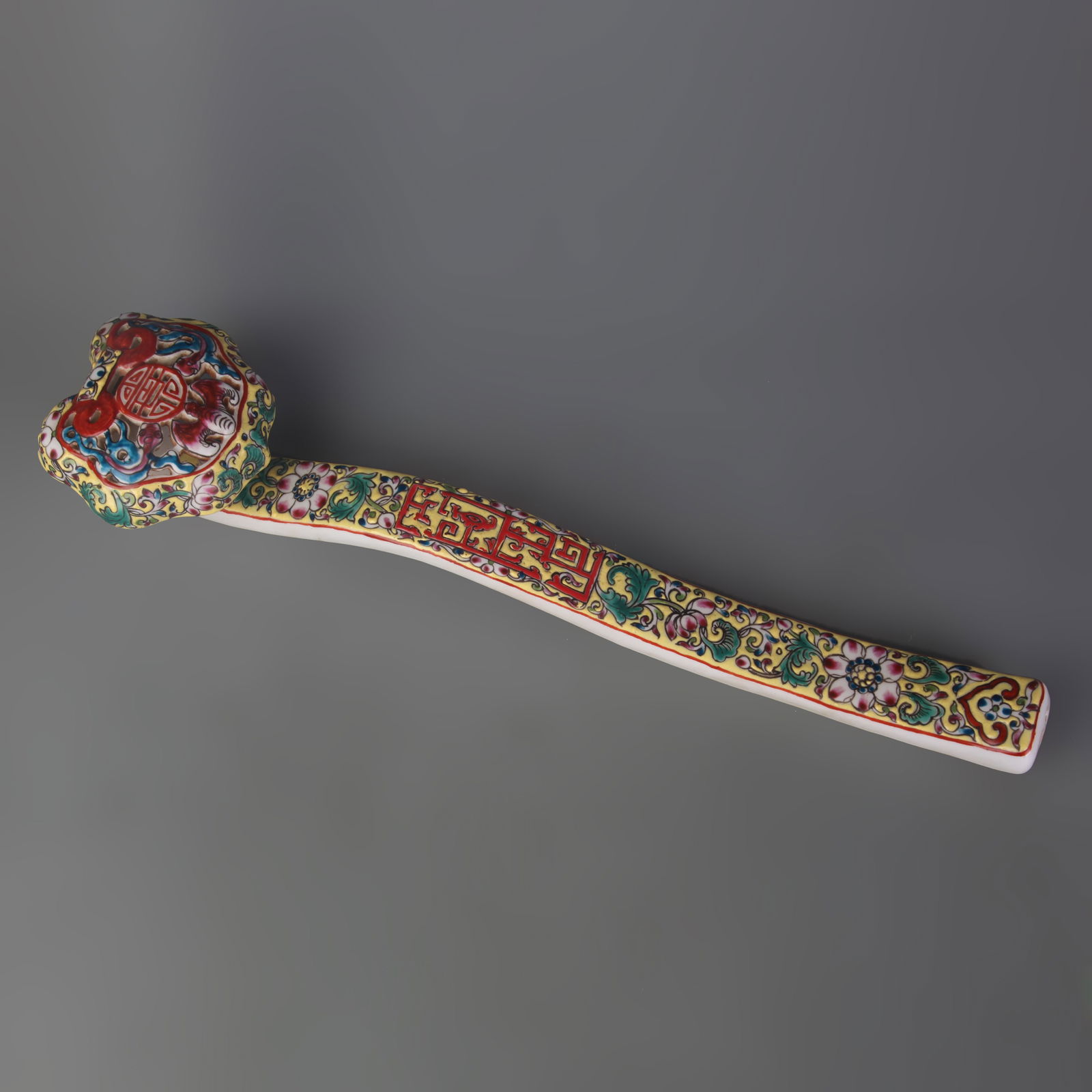 FAMILLE ROSE RUYI SCEPTER WITH FORTUNE AND LONGEVITY MOTIF (1 of 5)