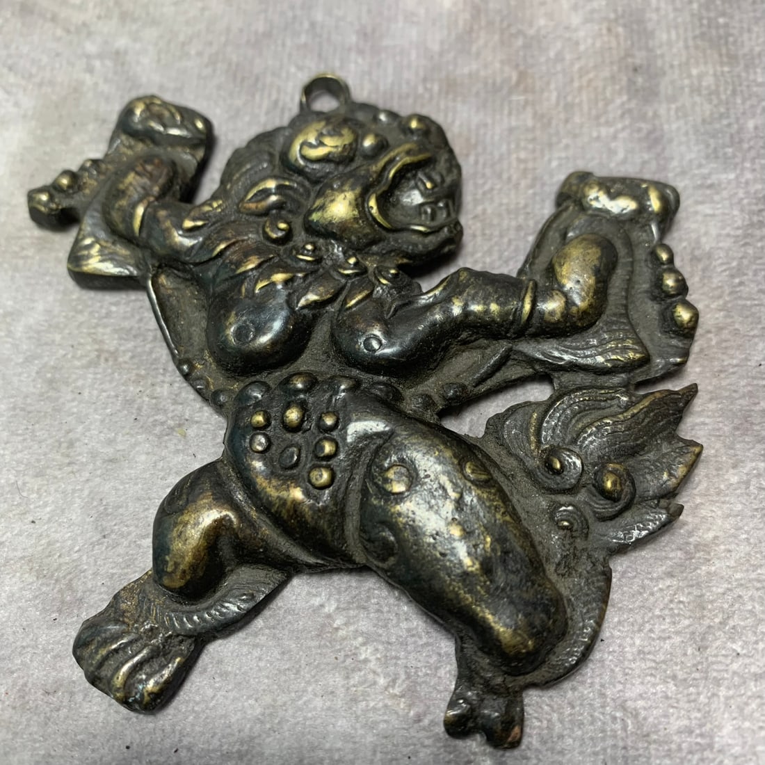 TIBETAN BUDDHIST BRONZE LION PENDANT - 5