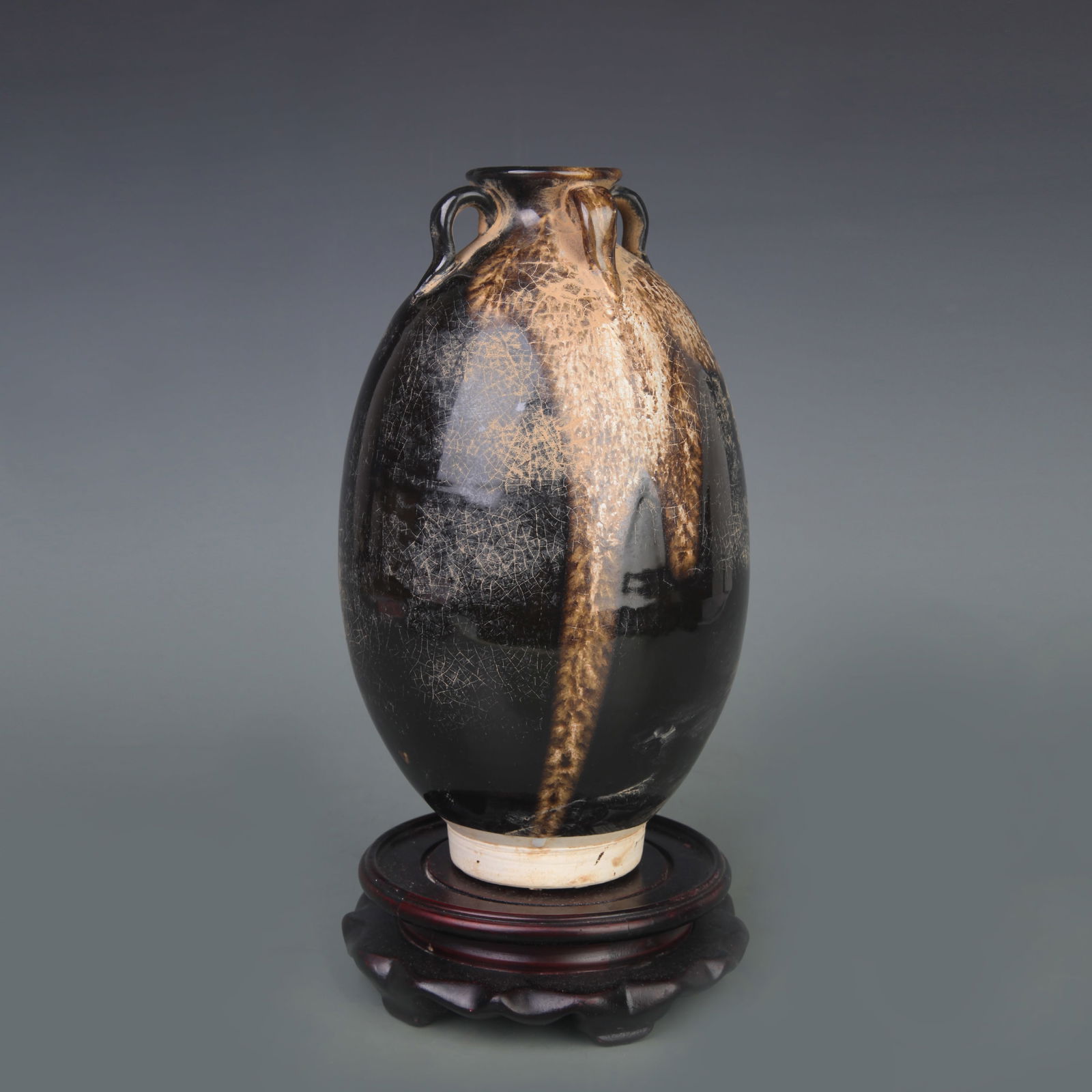 JIZHOU KILN FOUR-LUGGED OLD PORCELAIN VASE (1 of 5)