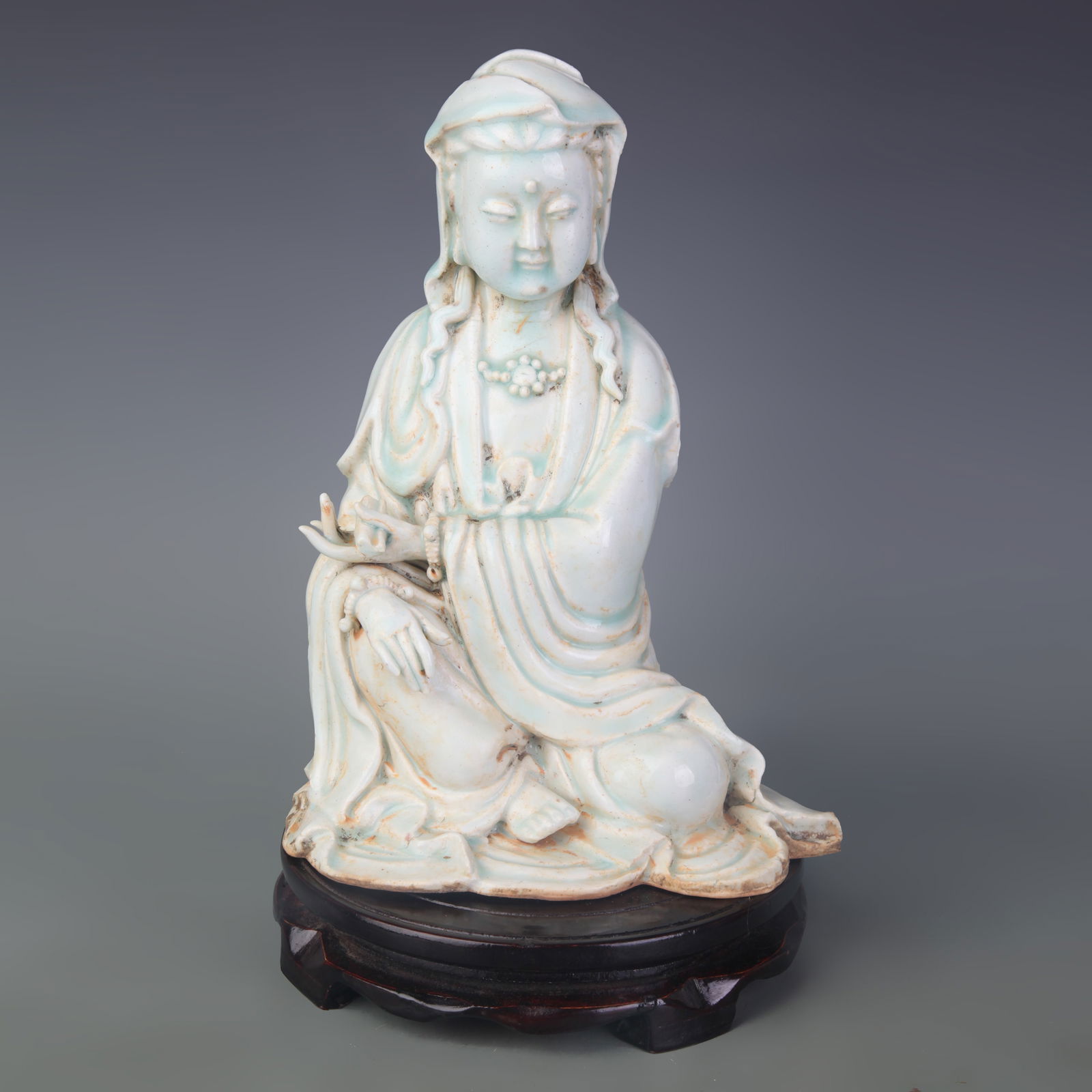 LIGHT BLUE GLAZED SEATED GUANYIN PORCELAIN STATUE (1 of 5)