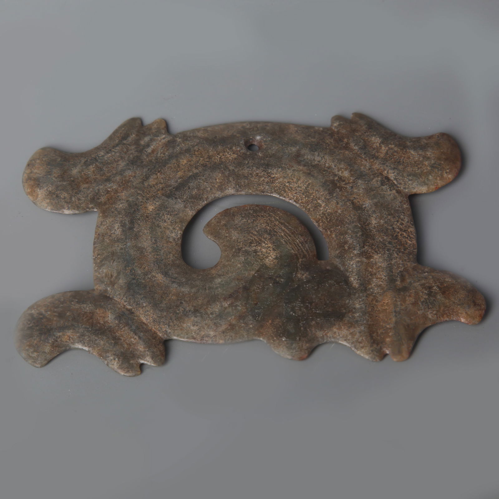 A FINE OLD JADE PENDANT - 2