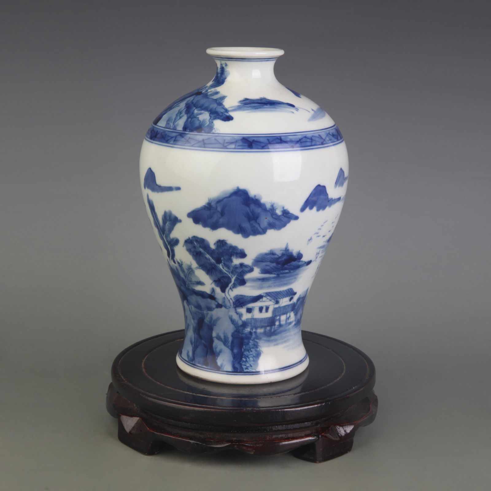 BLUE AND WHITE MEI PING PORCELAIN VASE WITH LANDSCAPE DESIGN: Qing Dynasty Kang Xi Period; Diameter: 3.2 inch; High:7.7 inch