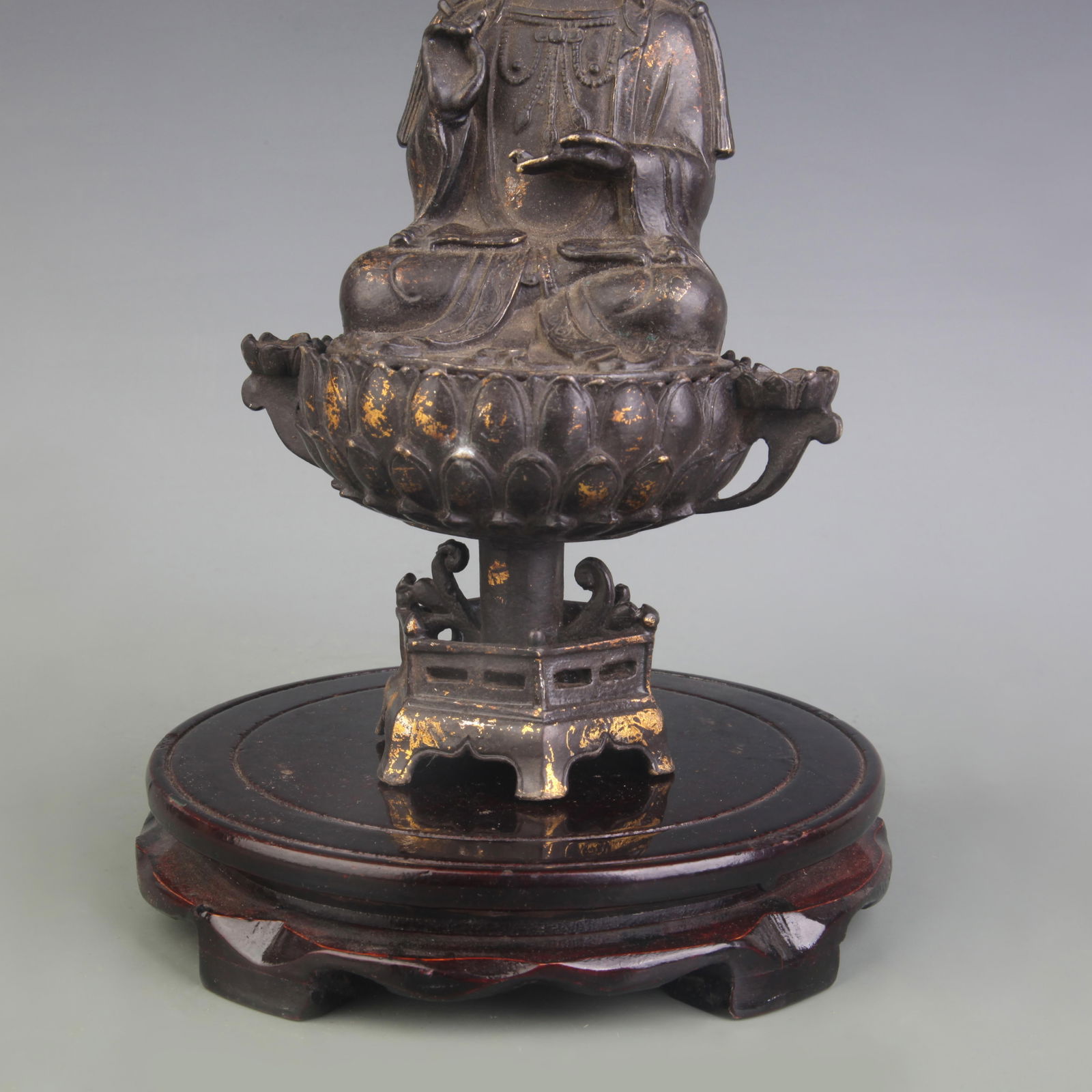 A FINE BRONZE BUDDHA STATUE - 3