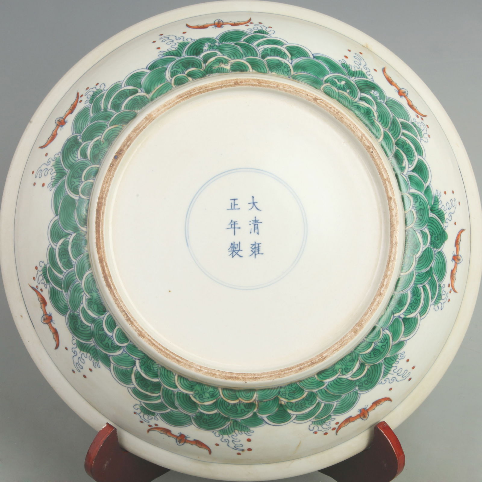 A LARGE DOUCAI COLOR CHARACTER PATTERN PORCELAIN PLATE - 4