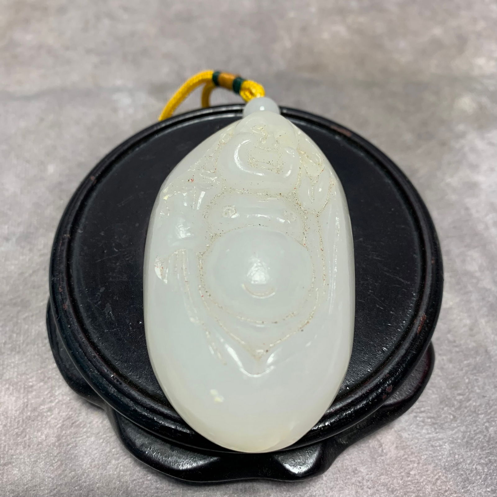 WHITE JADE MAITREYA BUDDHA HAND PIECE: Repbulic China Period: Long: 3 inch; Width: 1.8 inch; High: 1.2 inch;