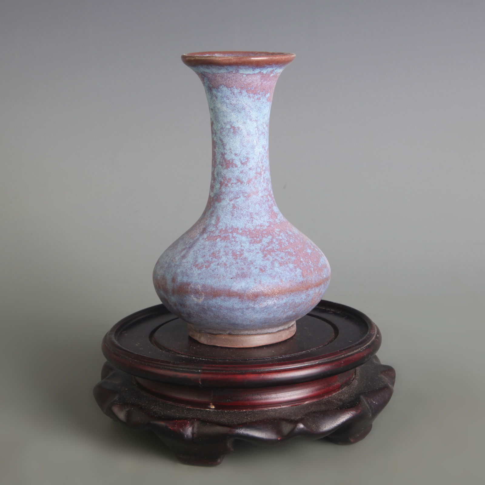 A FINE JUN WARE SMALL LONG NECK BOTTLE - 4