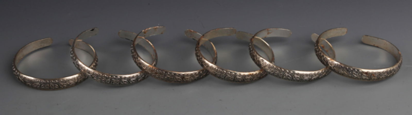 GROUP OF FINE SILVER PLATED CHINESE BANGLE: 20th Century; Diameter: 2.5 inch;