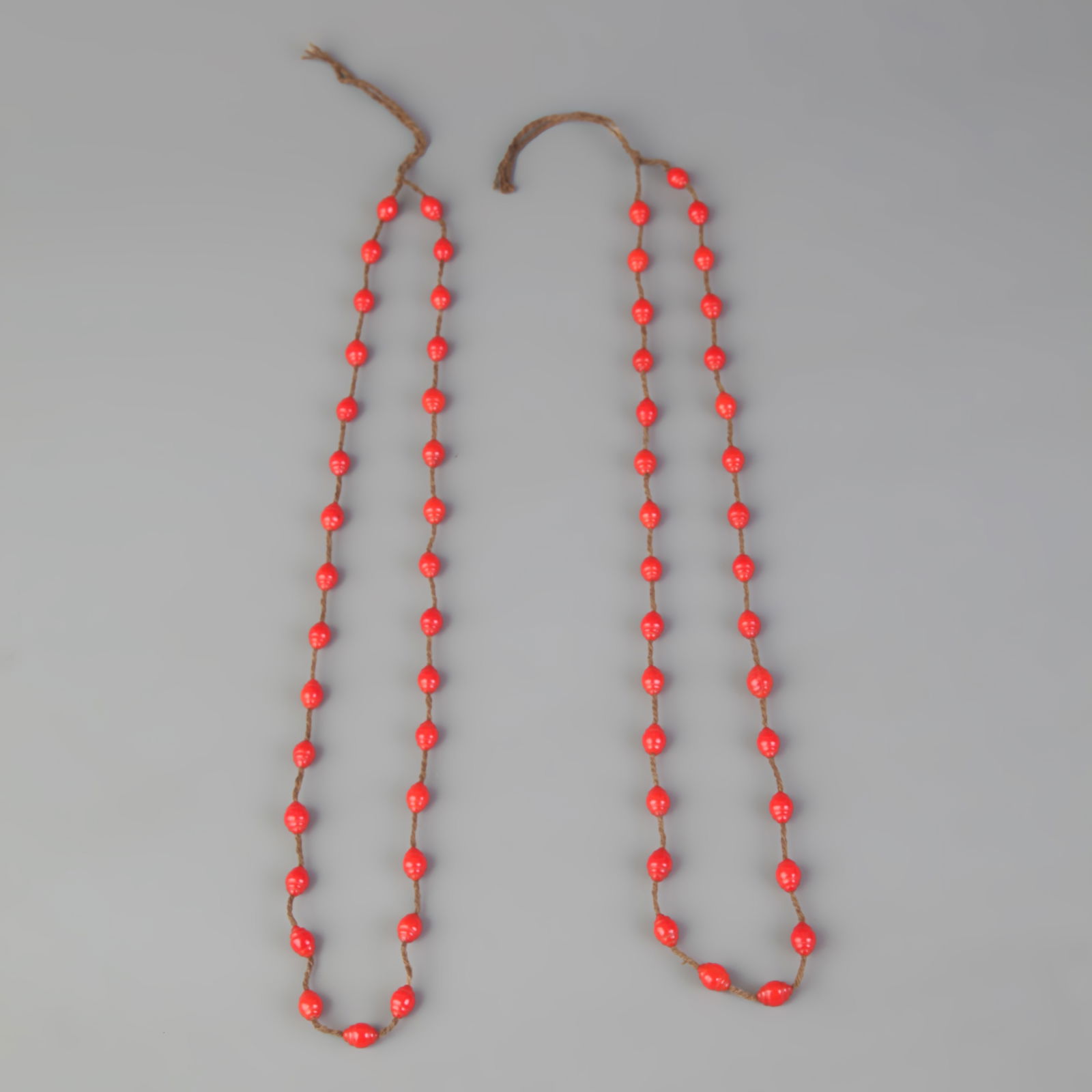 GROUP OF TWO RED CORAL NECKLACE (1 of 4)