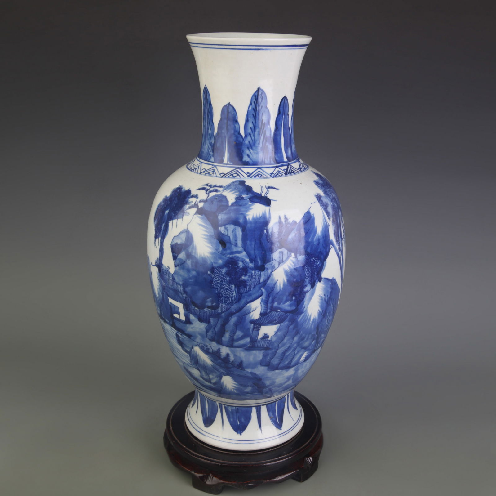 BLUE AND WHITE PORCELAIN VASE WITH LANDSCAPE DESIGN (1 of 5)